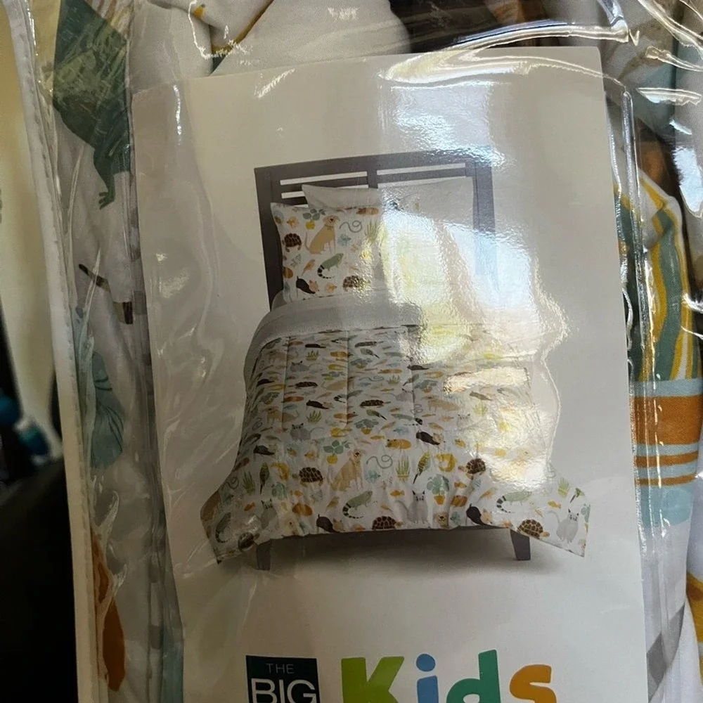 The Big One Kids 3-Piece Comforter Set SZ Full/Queen: Archie Pet Party
